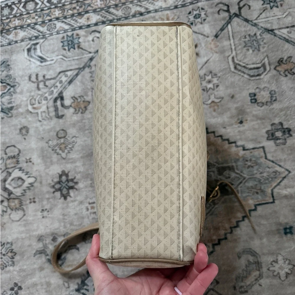 Vintage 1984 Liz Claiborne Crossbody Bag - Tan Triangle Print - Leather Trim